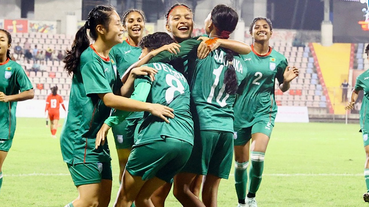 সাফ অনূর্ধ্ব-২০ নারী চ্যাম্পিয়নশিপে নেপালকে হারিয়ে চ্যাম্পিয়ন বাংলাদেশ, অভিনন্দন উপদেষ্টার